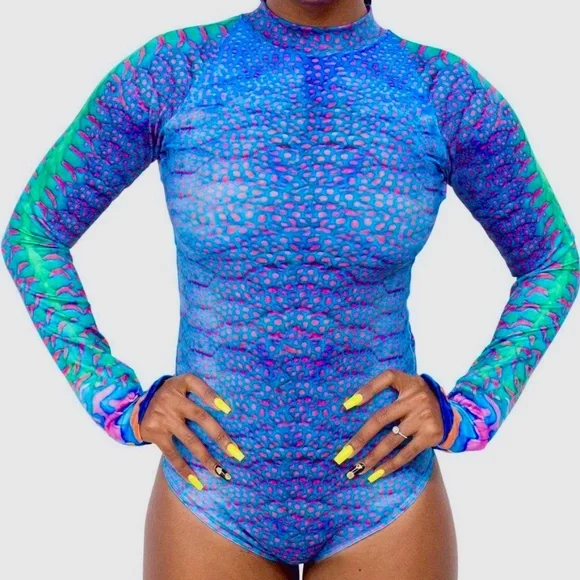 Waterlust Parrot Fish Sunsuit - Size Small - Picture 1 of 4